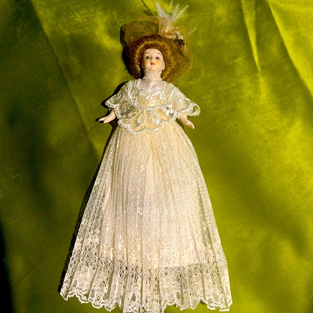 Vintage Louis Nichole for Kurt s. Adler Doll 1985